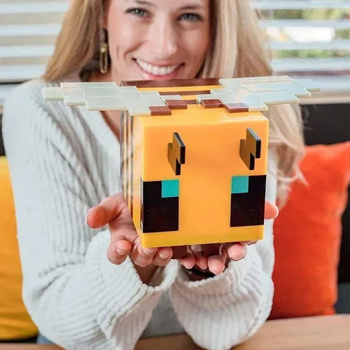 Buzzy Block Lamp